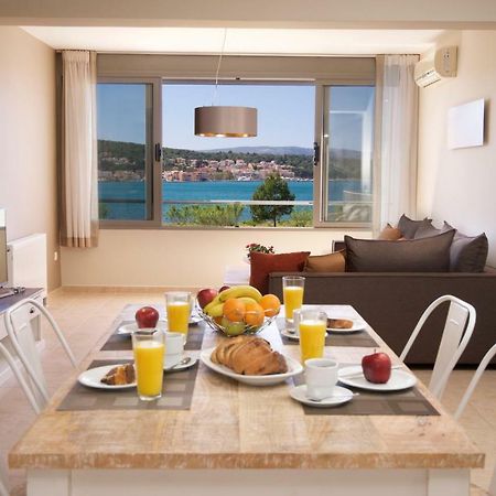Gliving365 Capital Apartment Argostolion Exterior foto